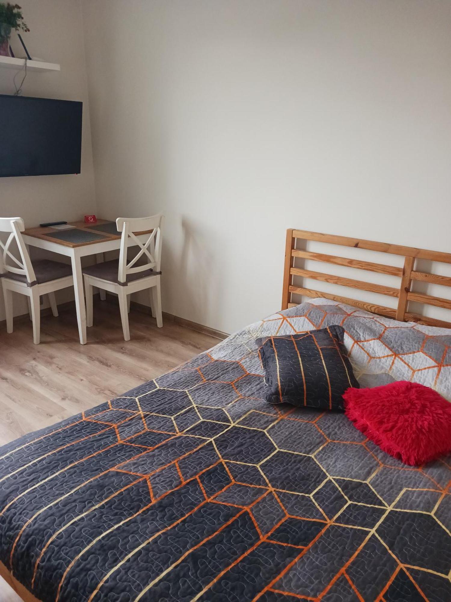 Marco 3 Przy Dworcu-stare Miasto-super Wi Fi Appartement